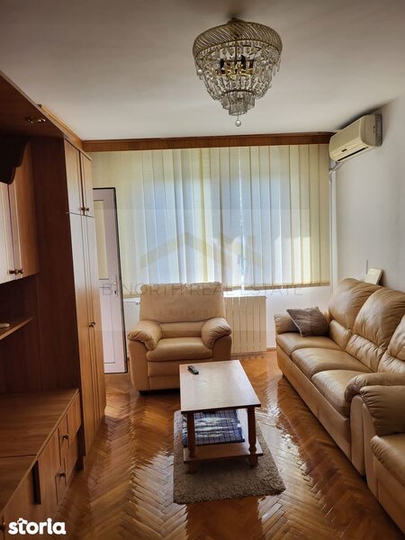 Aparatorii Patriei, apartament de inchiriat 4 camere, 78 mp, parcare inclusa